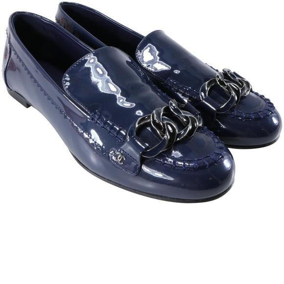 CHANEL Shoes - Chanel 17C 40.5 Navy Patent Mocassins Loafers Silver Chain Logo B218